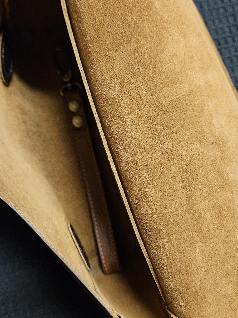 Portland Leather Brown Crossbody Bag - Picture 5 of 6